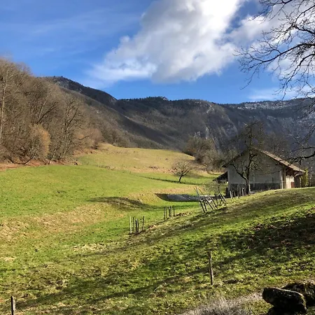La Grange Sur Les Bois *